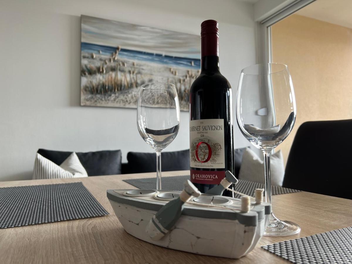 Maj Premium Apartment Porec Bagian luar foto