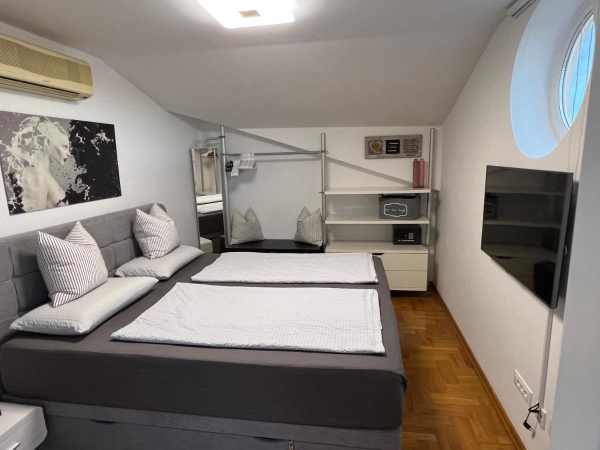Maj Premium Apartment Porec Bagian luar foto