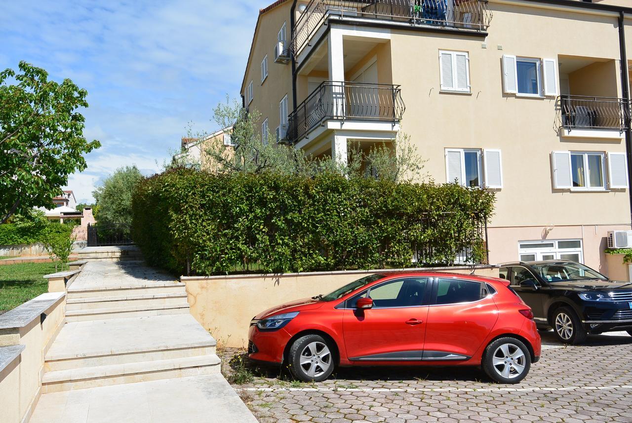 Maj Premium Apartment Porec Bagian luar foto