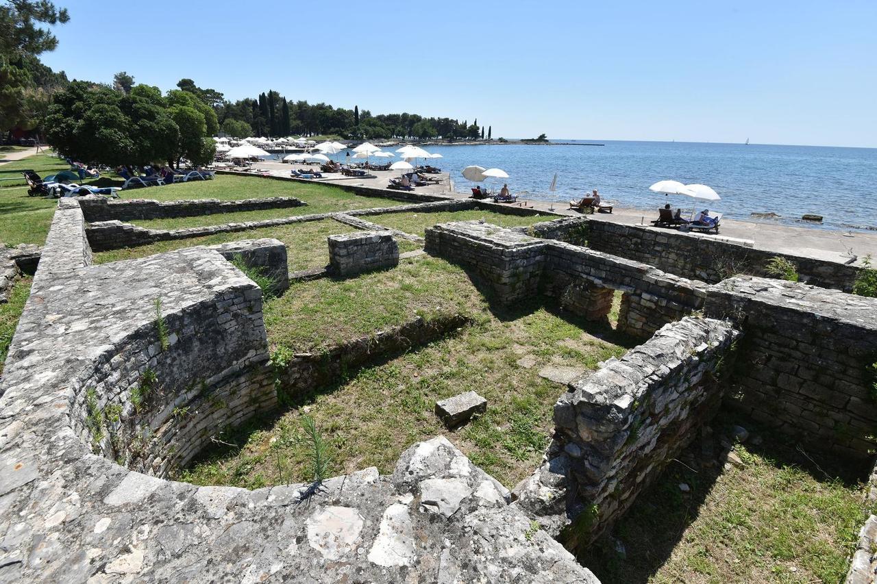 Maj Premium Apartment Porec Bagian luar foto